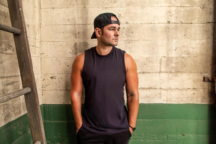 Adrian Vera 01