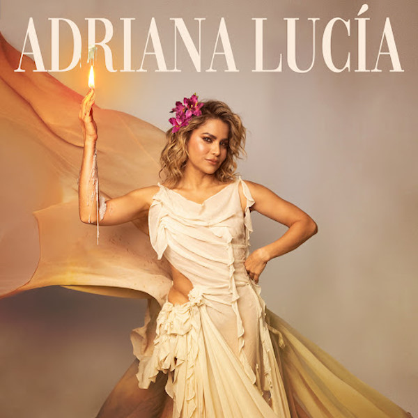 Adriana Lucía Dos extraños
