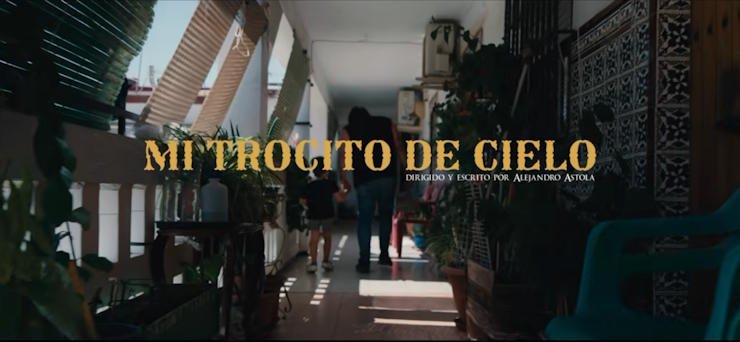 Alejandro Astola convierte su amor por Sevilla en canción con "Mi Trocito de Cielo"