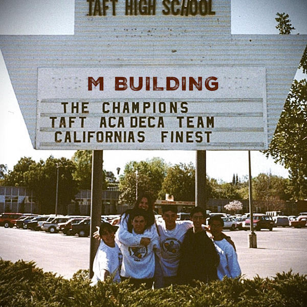 AlpacainChief m building