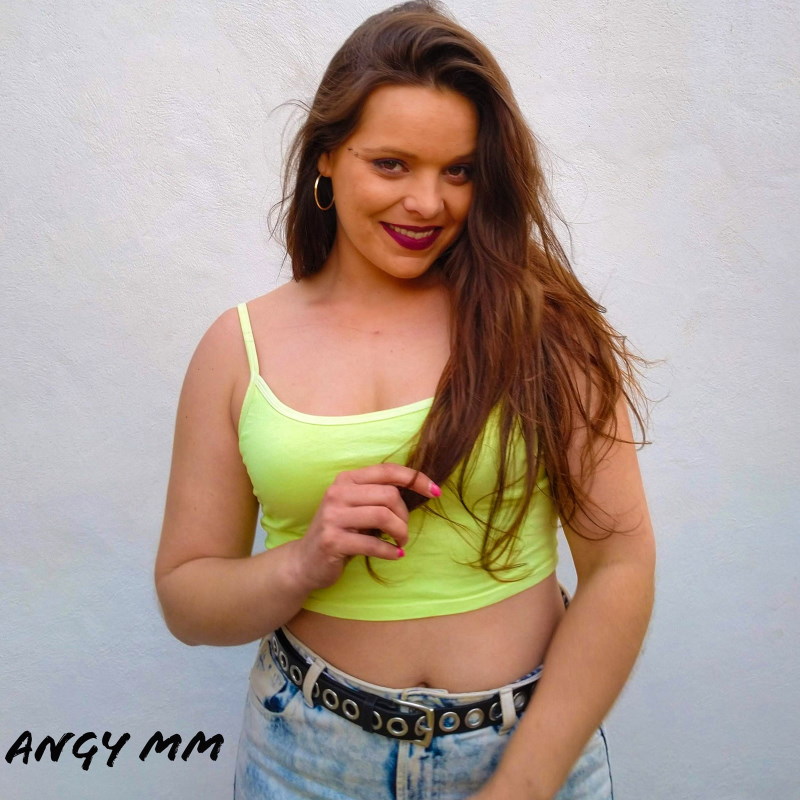 Angy MM 01