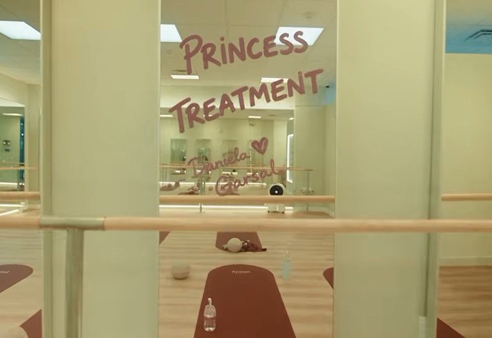 Daniela Garsal y D3llano ponen el foco en las relaciones tóxicas con "Princess Treatment"