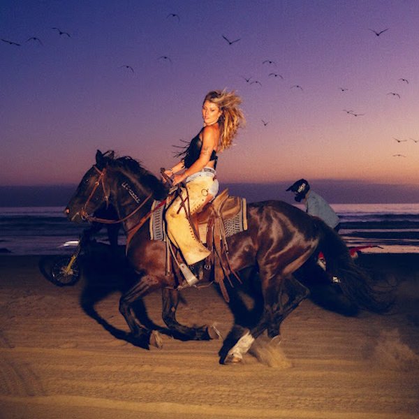 Dasha presenta “Memo”, un nuevo himno de country-pop marcado por la confianza y la actitud