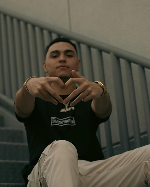 Jzaeb 2