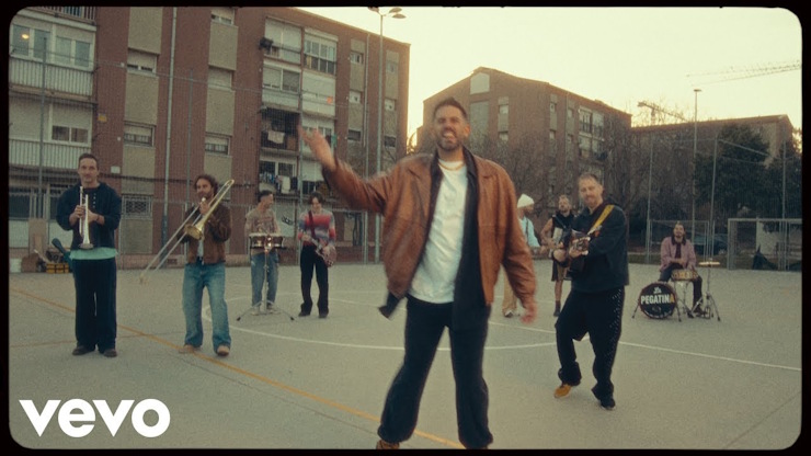 La Pegatina Con este fuego