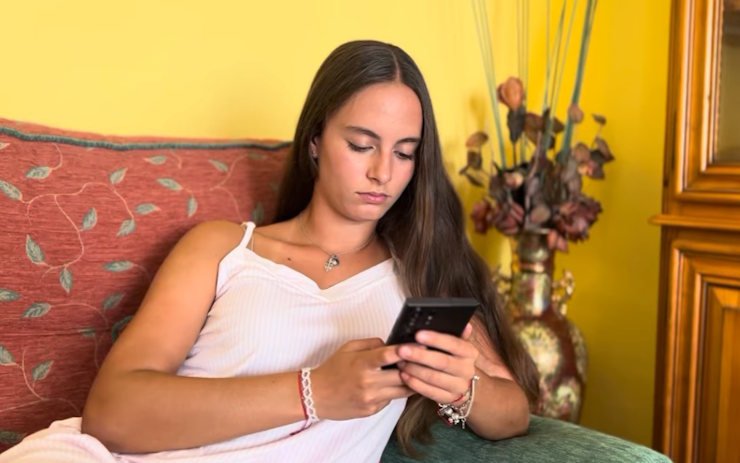Nayeli nos presenta su nueva cover de "Anatomy", versionando el tema de Kenzie