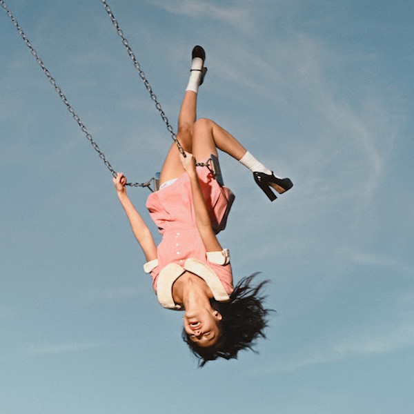 Olivia Rodrigo estrena 'stupid song', la nueva joya de su tercer álbum donde el vértigo del enamoramiento se encuentra con la fragilidad pop-punk