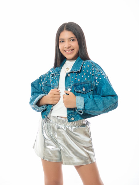 Sophia soy tu amiga no tu rival