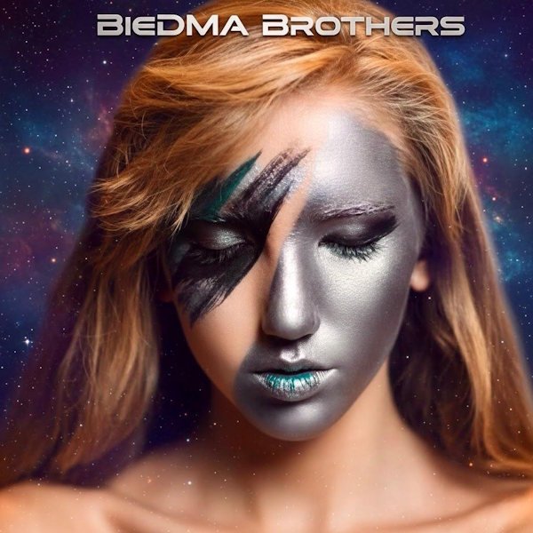 BieDmA BrotherS recupera la esencia del synth pop clásico con "Déjame Quererte un Poco"